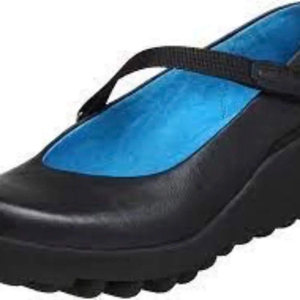Tsubo Cori Black Leather Mary Jane Wedge Shoes Sz 8‎